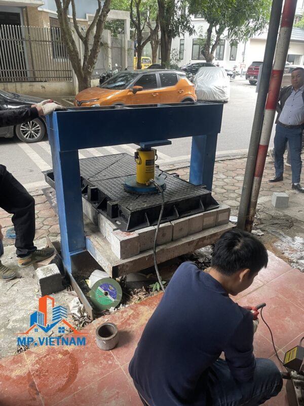 Thí nghiệm nắp ga gang